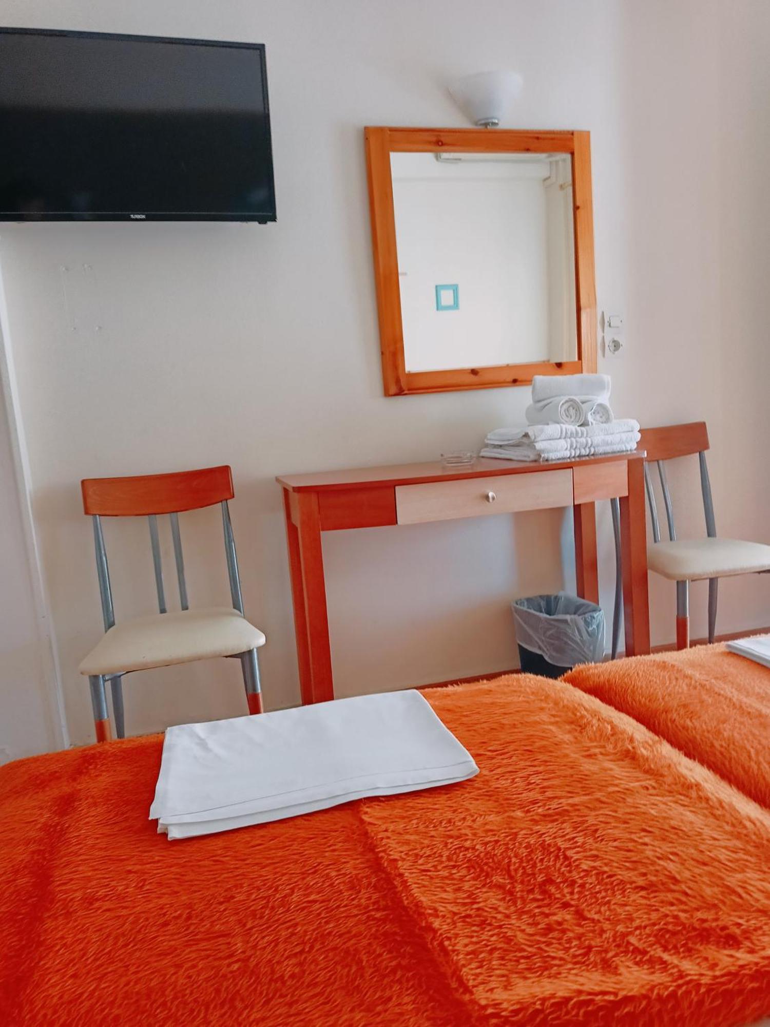 Efstratios Hotel Loutra Edipsou  Habitación foto